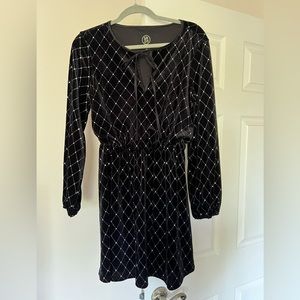 LONG SLEEVE BLACK VELVET DRESS